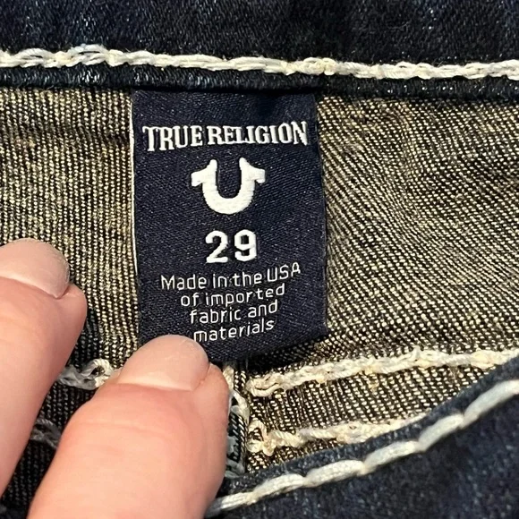 True Religion Blue Jeans with Signature Horsehoes Stitching - Picture 5 of 12